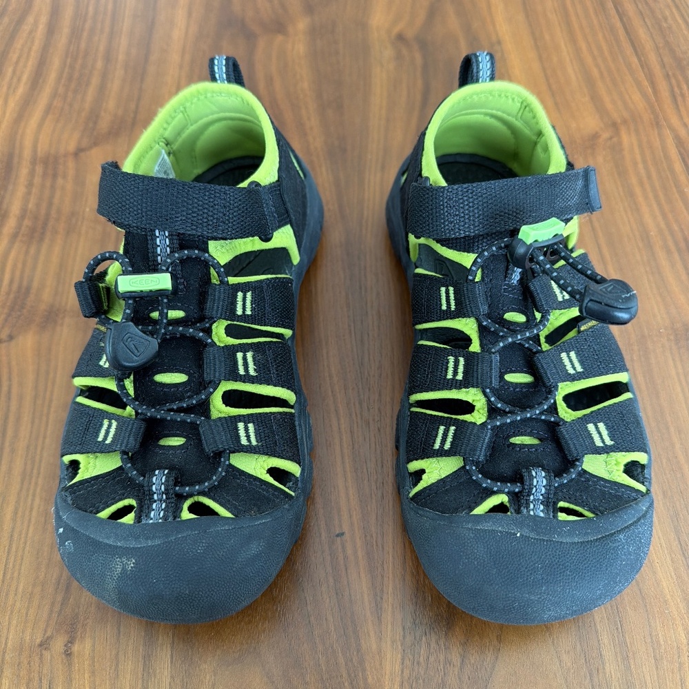 Boys Keen sandals little boy size 2
